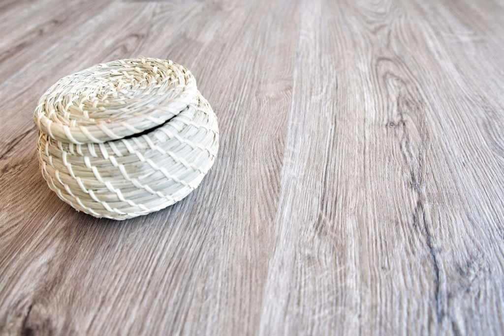 Замковая ПВХ плитка Секвойя Коньячная  (1219*184*3,2мм) — купить в Екатеринбурге