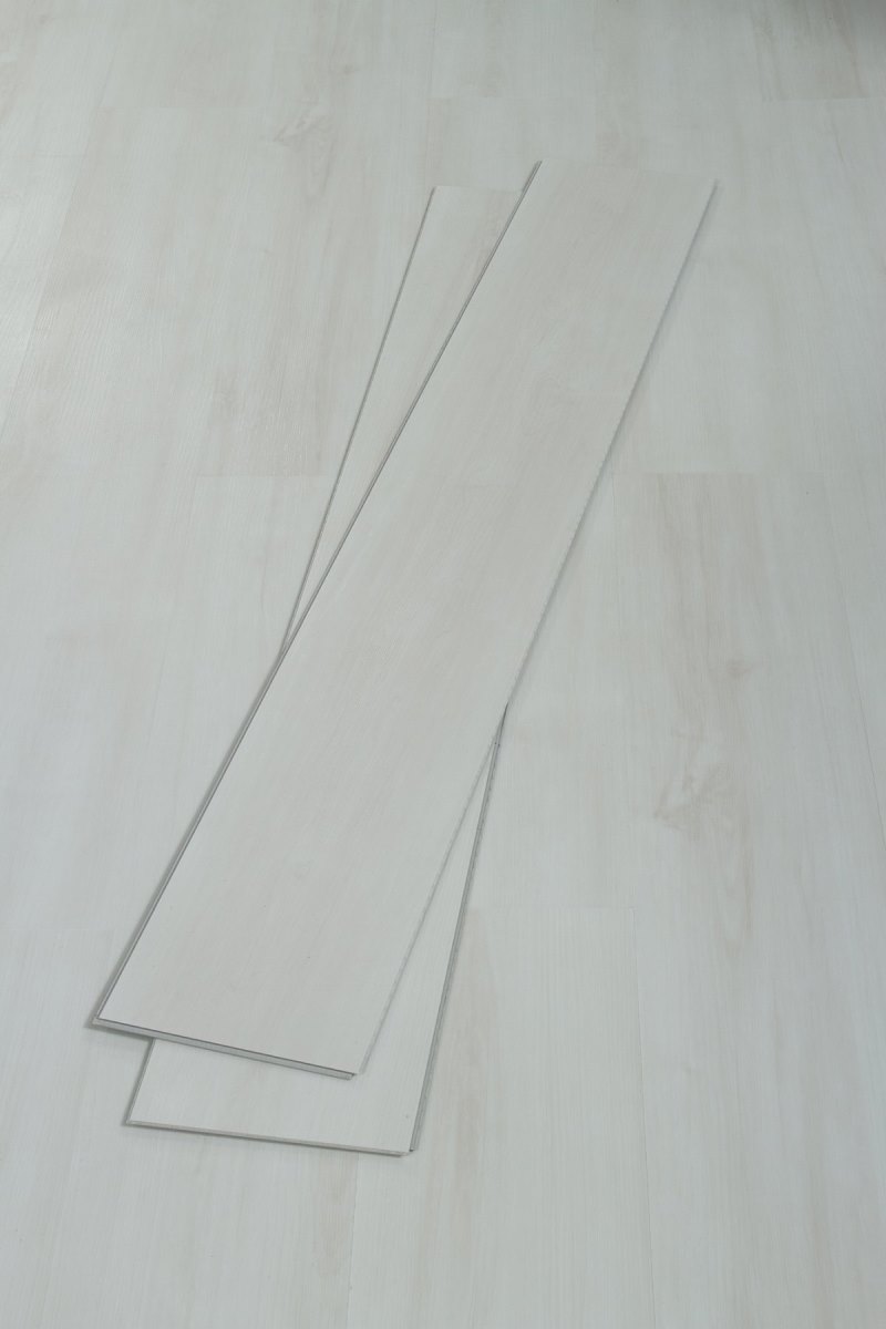 SPC ламинат "OneFloor" ЕСО 8055 (1220*184*4 мм) — купить в Екатеринбурге