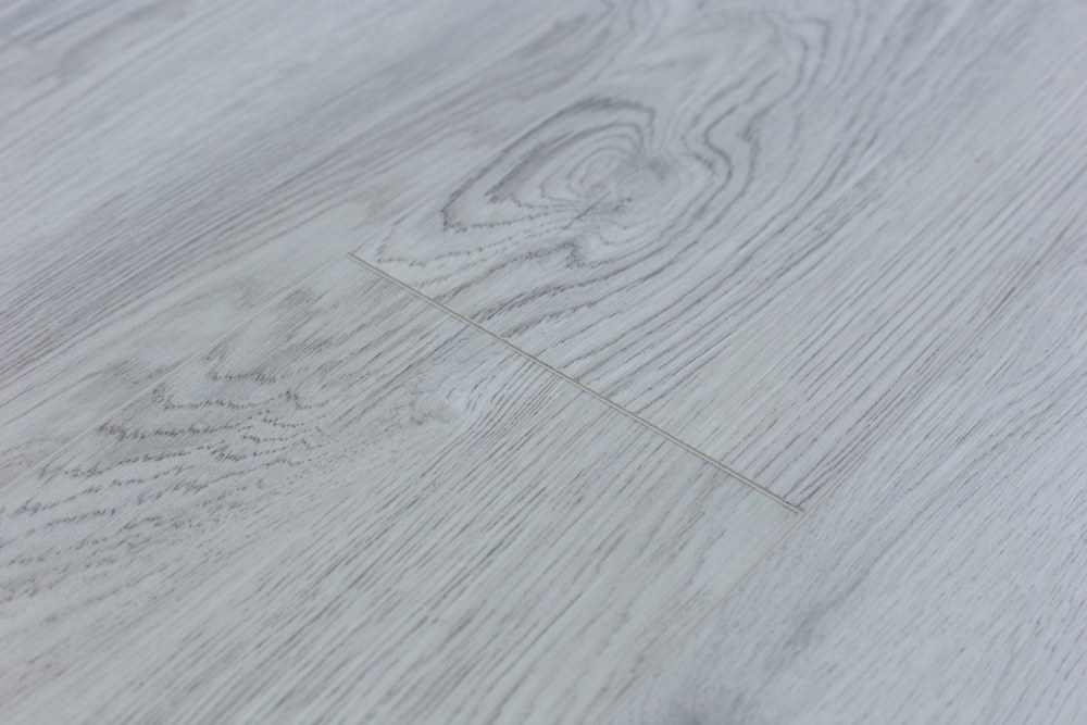 Замковая ПВХ плитка "Art Tile" Ясень Эдмонтон (1220*152*5 мм) — купить в Екатеринбурге