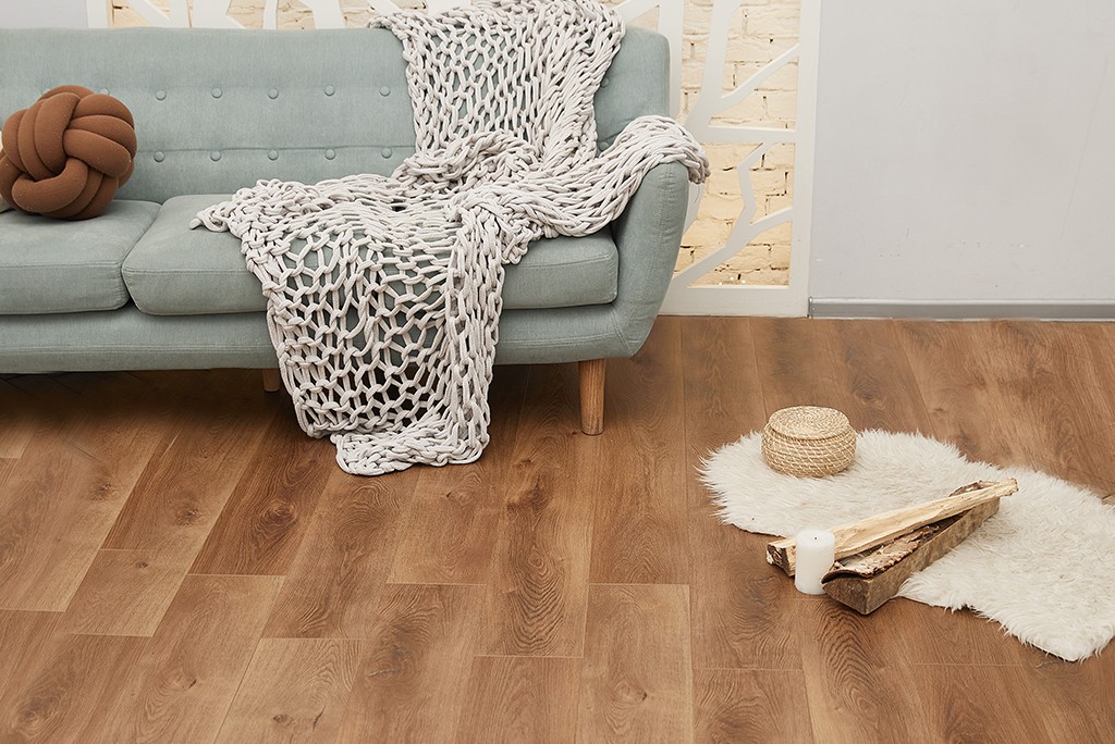 SPC ламинат "Alpine Floor" Дуб Насыщенный ABA (1524*180*8 мм) — купить в Екатеринбурге