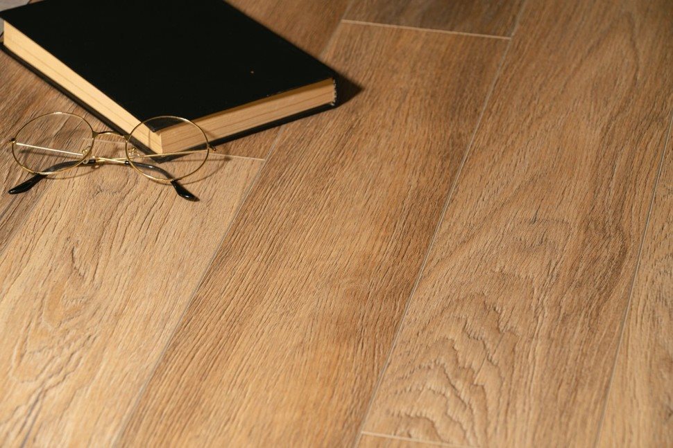 Виниловый ламинат "Bonkeel" Style Дуб Бонди (1200*125*4 мм) — купить в Екатеринбурге