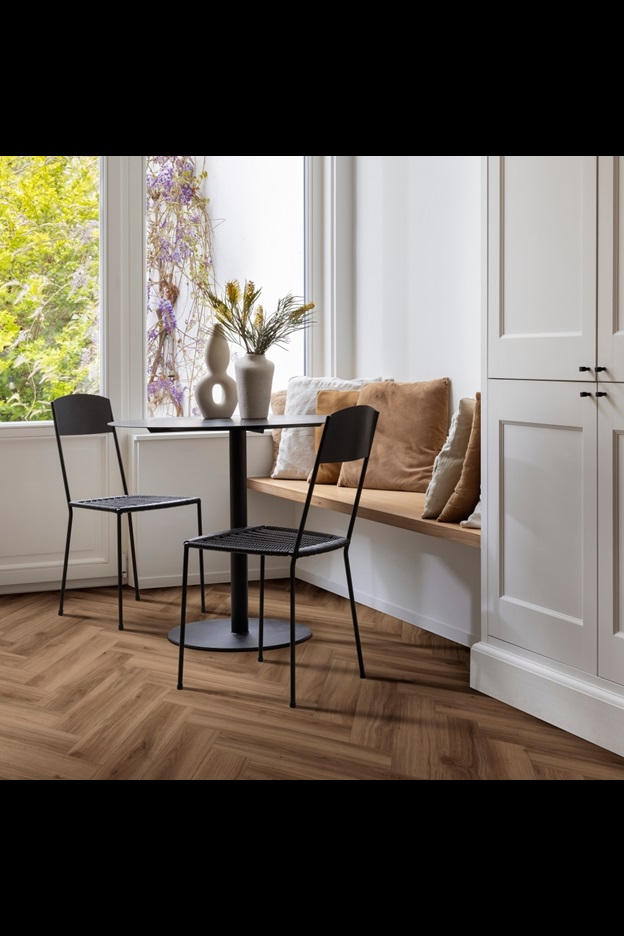 Замковая ПВХ плитка Classic Oak 24844 (630*126*6 мм) — купить в Екатеринбурге